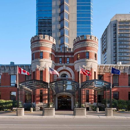 Delta Hotels By Marriott London Armouries Exteriör bild
