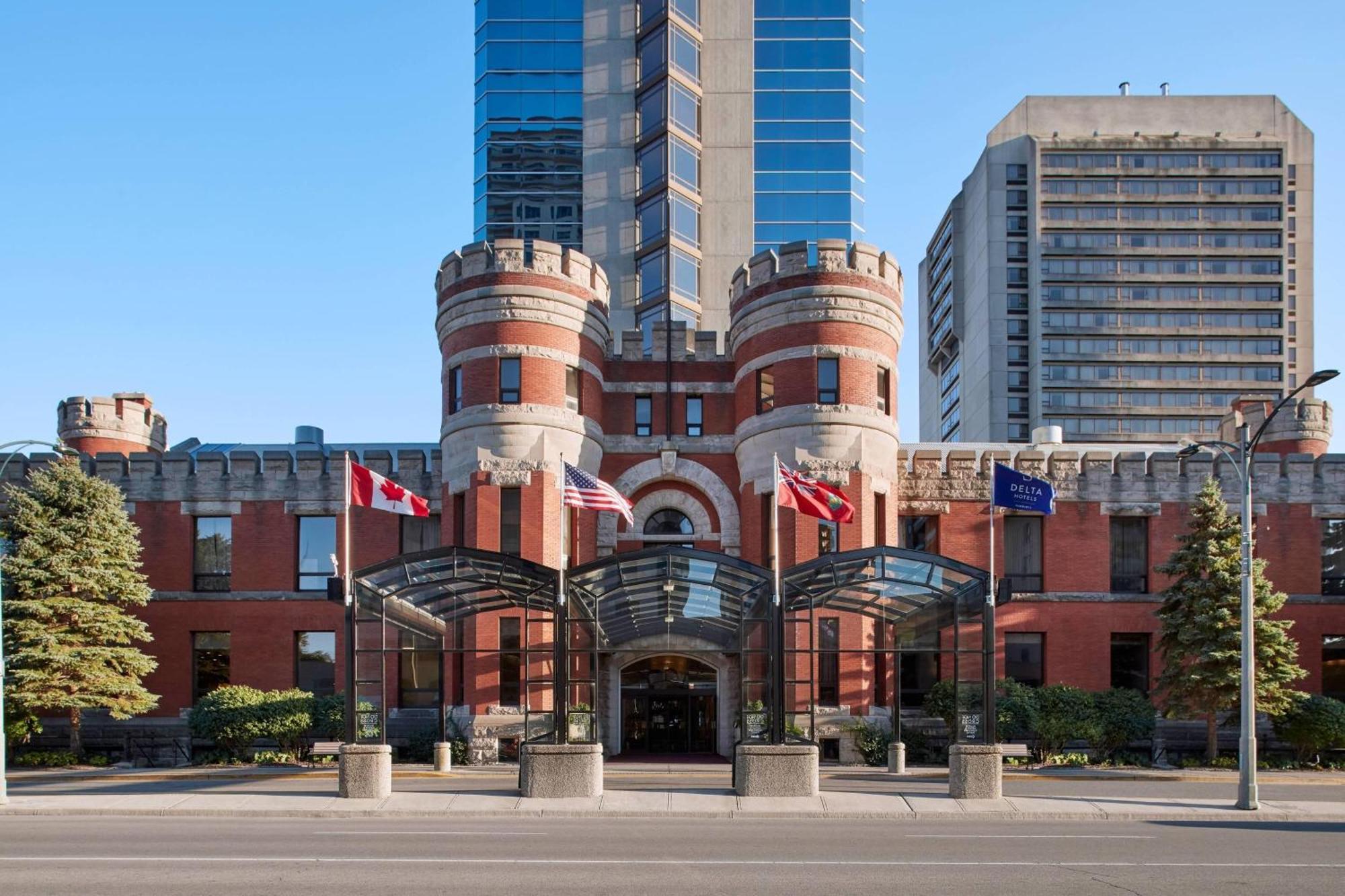 Delta Hotels By Marriott London Armouries Exteriör bild